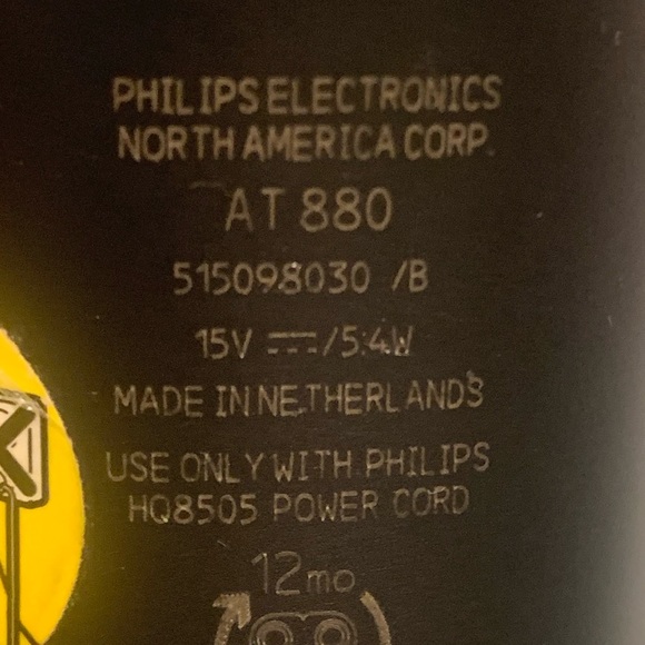 Phillips Norelco Aquatec AT880 Electric Razor w/ Case: Works 100% NO CHARGER! - Picture 7 of 12